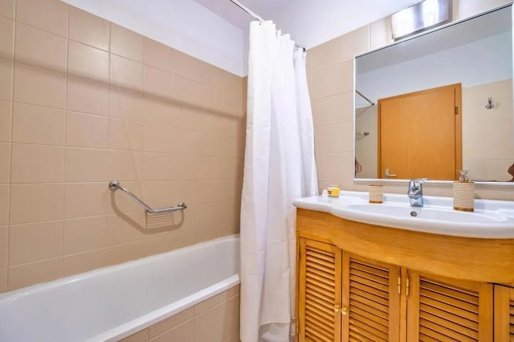 Aparthotel Estudio Costinha - Madeira Garajau